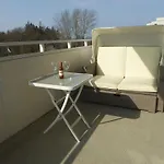 House Poseidon Comfort